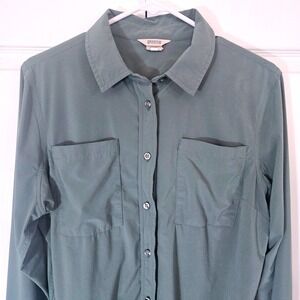 Duluth Trading Co Womens Button Up Shirt Green Medium Outdoor Lightweight Casual